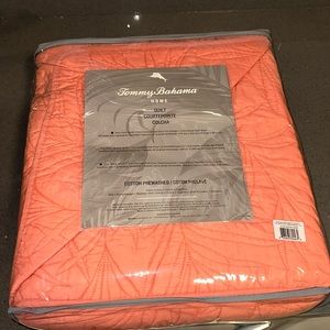 Tommy Bahama Home- Full/ Queen Quilt